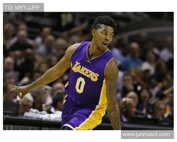 新疆足球大牌球星崛起助力本土足球发展走向新辉煌